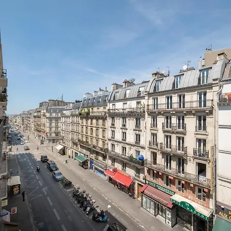 Διαμέρισμα Bright And Spacious 1bdr In